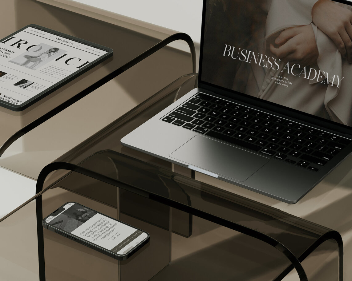 KRISTINA-RECHE-ACADEMY-MATERNITY-NEWBORN-BUSINESS-PHOTOGRAPHY